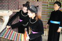 Dệt thổ cẩm, sắc màu văn hóa của đồng bào dân tộc tày
